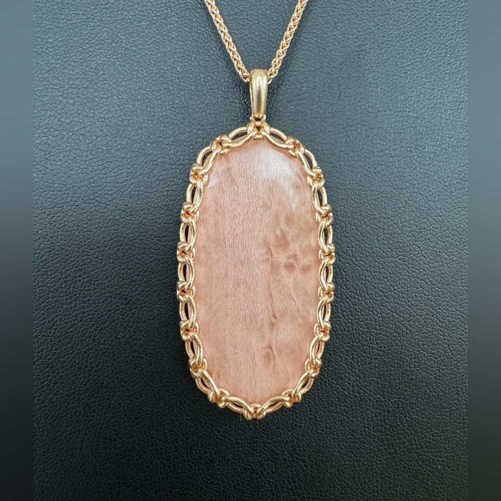 Kendra Scott Reid Rose Gold & Peach Pink Macrame Necklace